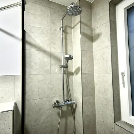 Sano - - Zentral, Ruhig, Stillvoll, Platz Zum Arbeiten, Schnelles Internet Appartement Hagen (Arnsberg)